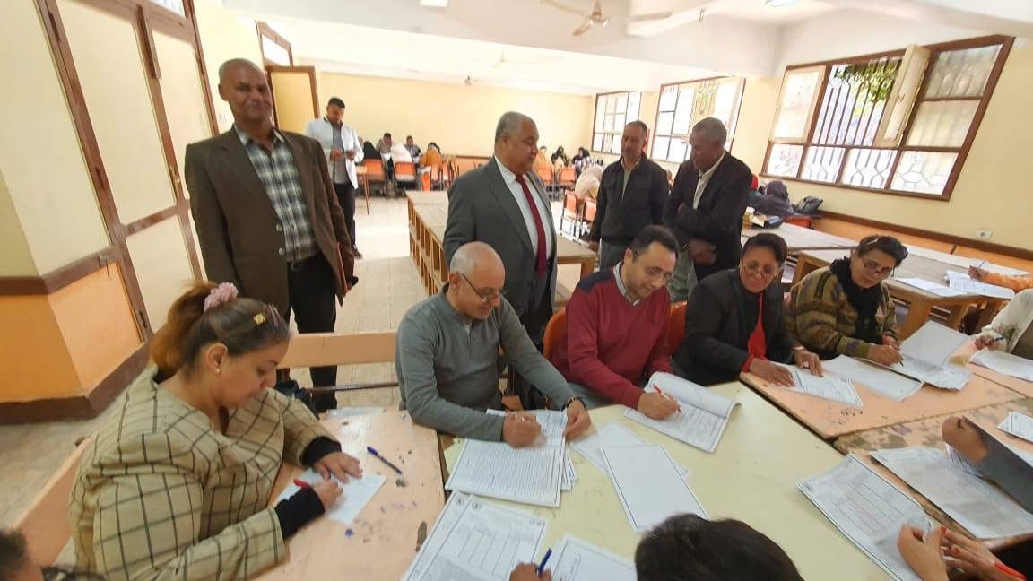 أعمال تصحيح الشهادة الإعدادية بالأقصر&nbsp;