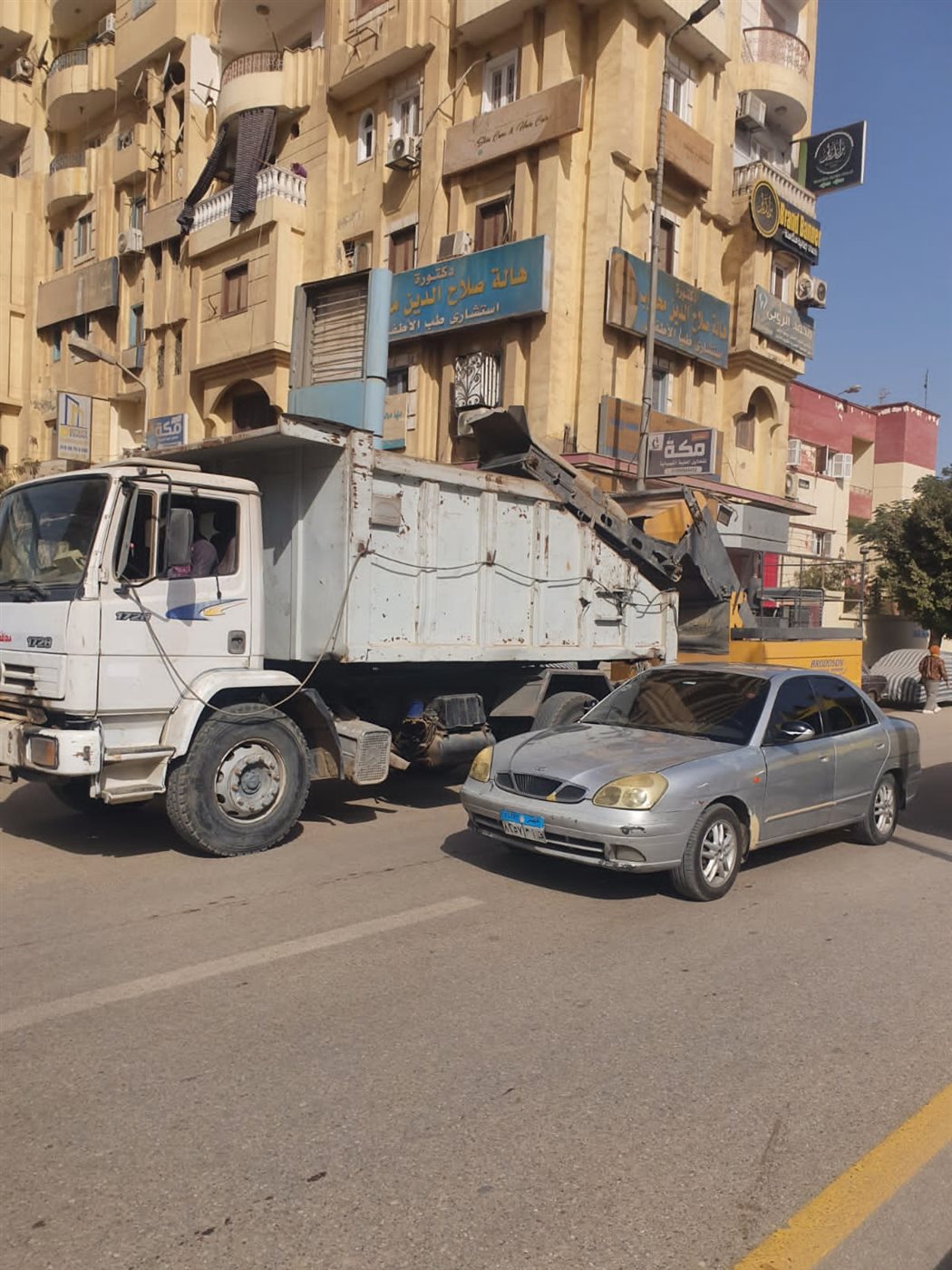 جانب من حملات النظافة 