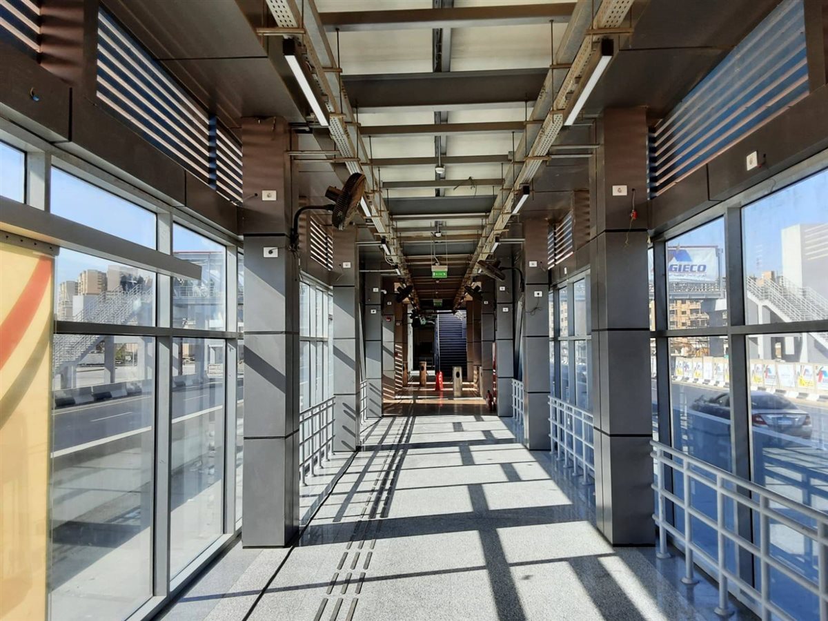 إحدى محطات المرحلة الثانية من الأتوبيس الترددي BRT