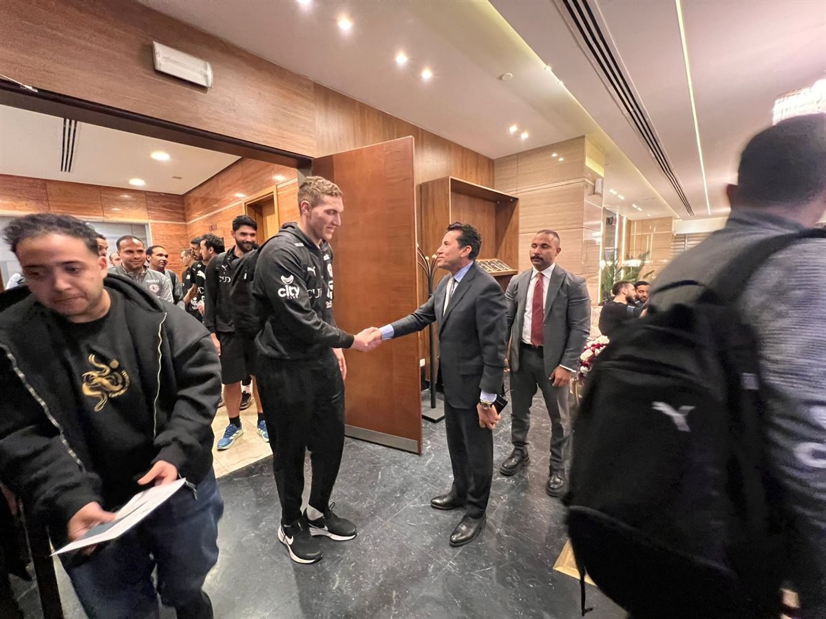 <strong>وزير الرياضة يستقبل بعثة منتخب اليد بعد التتويج بأمم إفريقيا</strong>