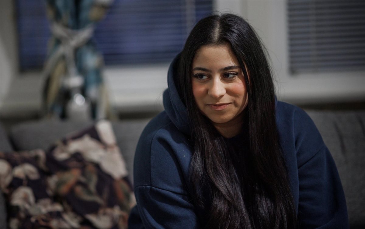 الطالبة جومانا مع عائلتها