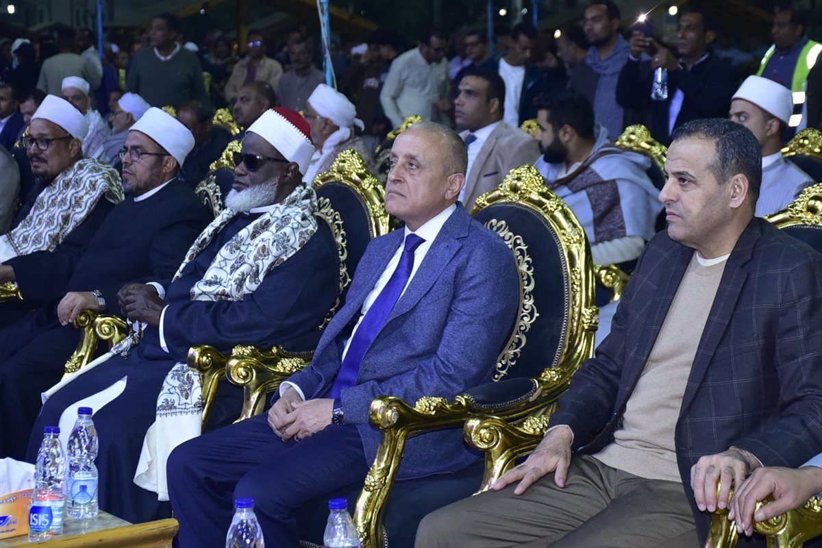 محافظ الأقصر يشهد الليلة الختامية لمولد أبوالحجاج