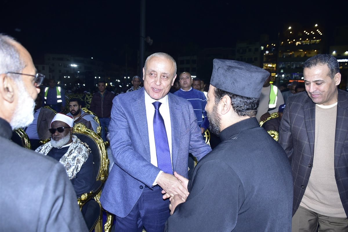 محافظ الأقصر يشهد الليلة الختامية لمولد أبوالحجاج