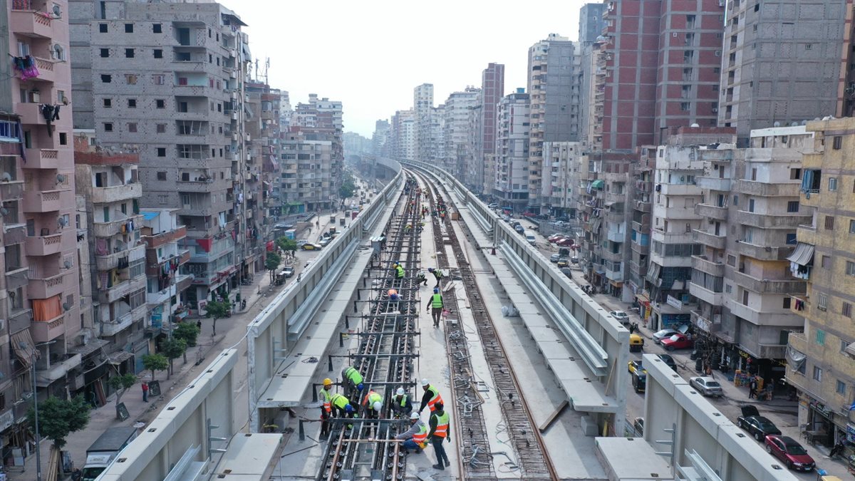 تقدم أعمال تنفيذ المرحلة الأولى لمشروع مترو الإسكندرية