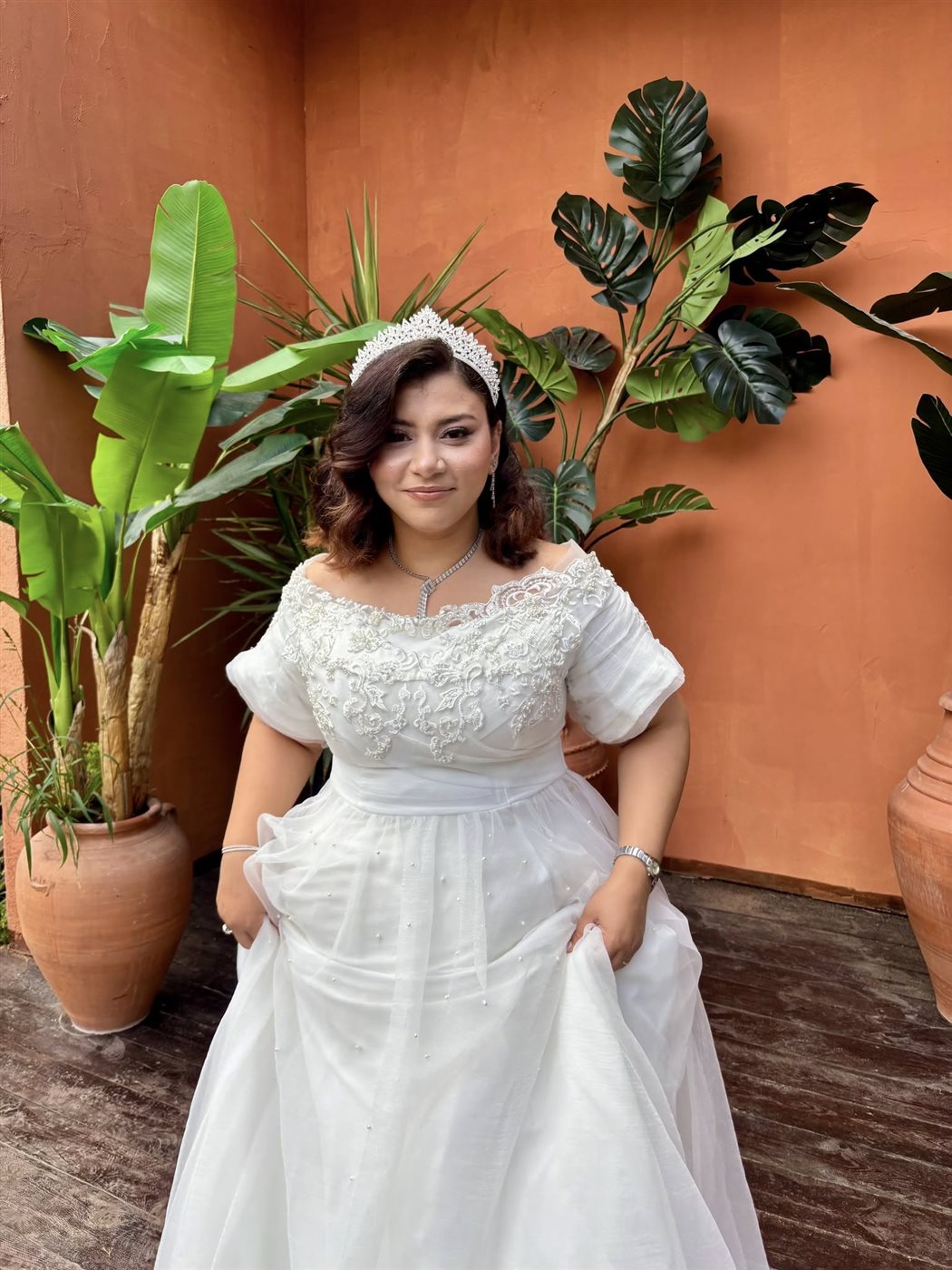 استغاثة سيدة مريضة بالسرطان بعد تراكم الديون وتهديد زوجها بالحبس