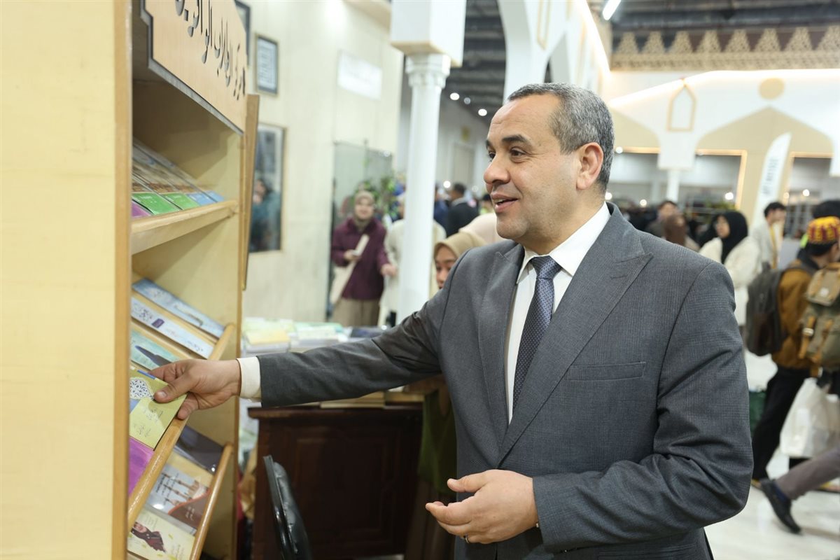 رئيس قطاع مكتب الإمام الطيب: الأزهر الشريف يولي اهتمامًا بالغًا بالوجود الفاعل في المحافل الثقافية الكبرى