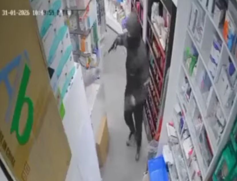 هجوم مسلح على صيدلي في لبنان
