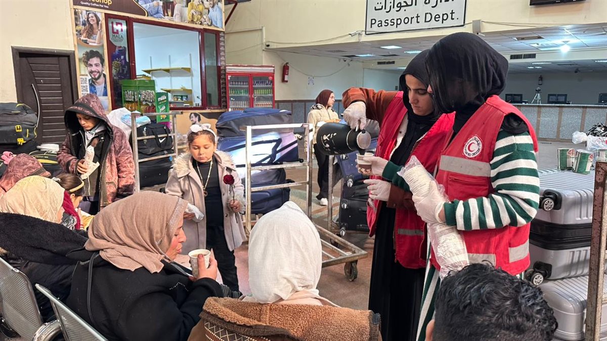 الهلال الأحمر المصري يواصل خدماته الإنسانية