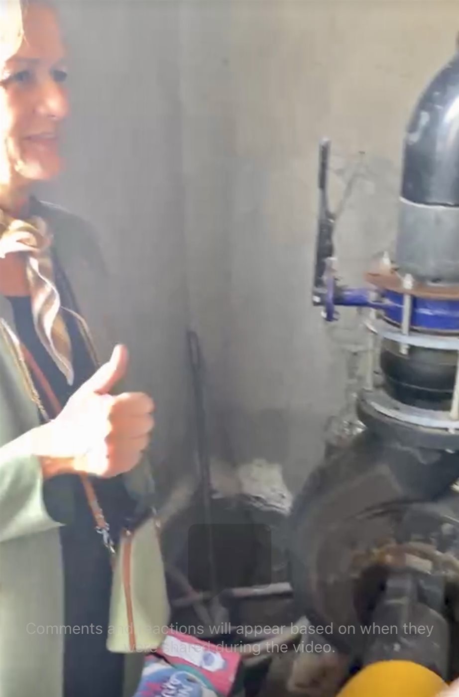 سفيرة الاتحاد الأوروبي تشير بعلامة الإعجاب للمنتج المصري