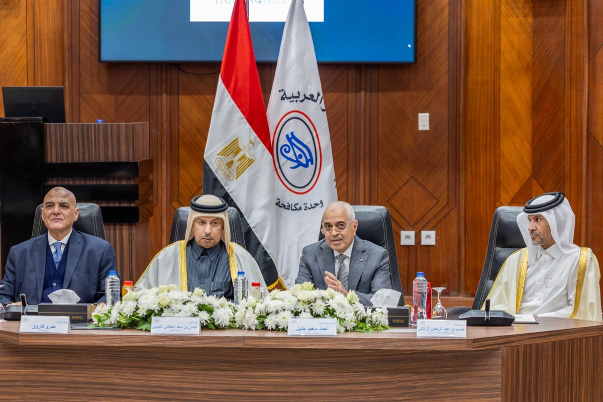 رئيس مجلس أمناء وحدة مكافحة غسل الأموال وتمويل الإرهاب المصرية يستقبل النائب العام القطري
