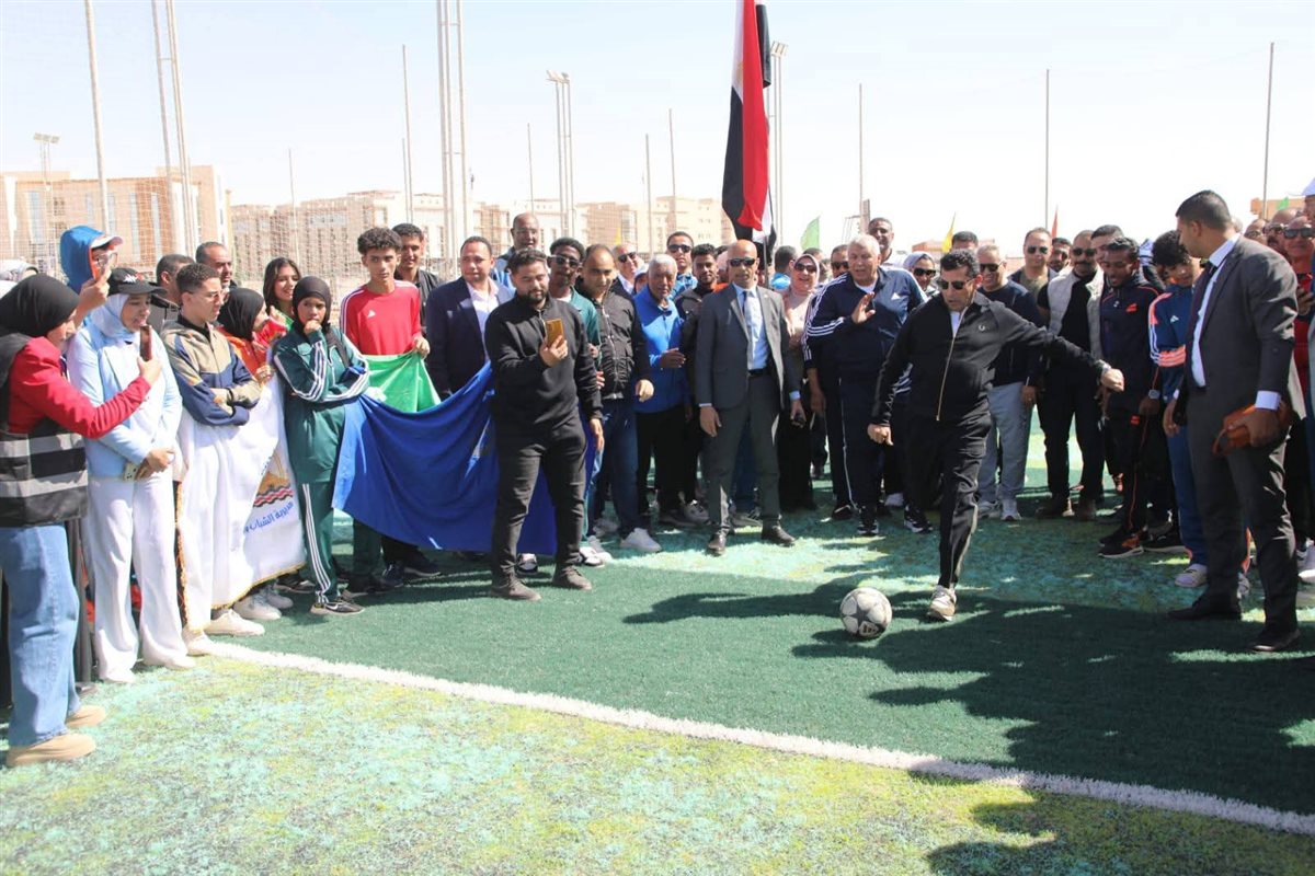 جانب من زيارة وزير الشباب للوادى الجديد