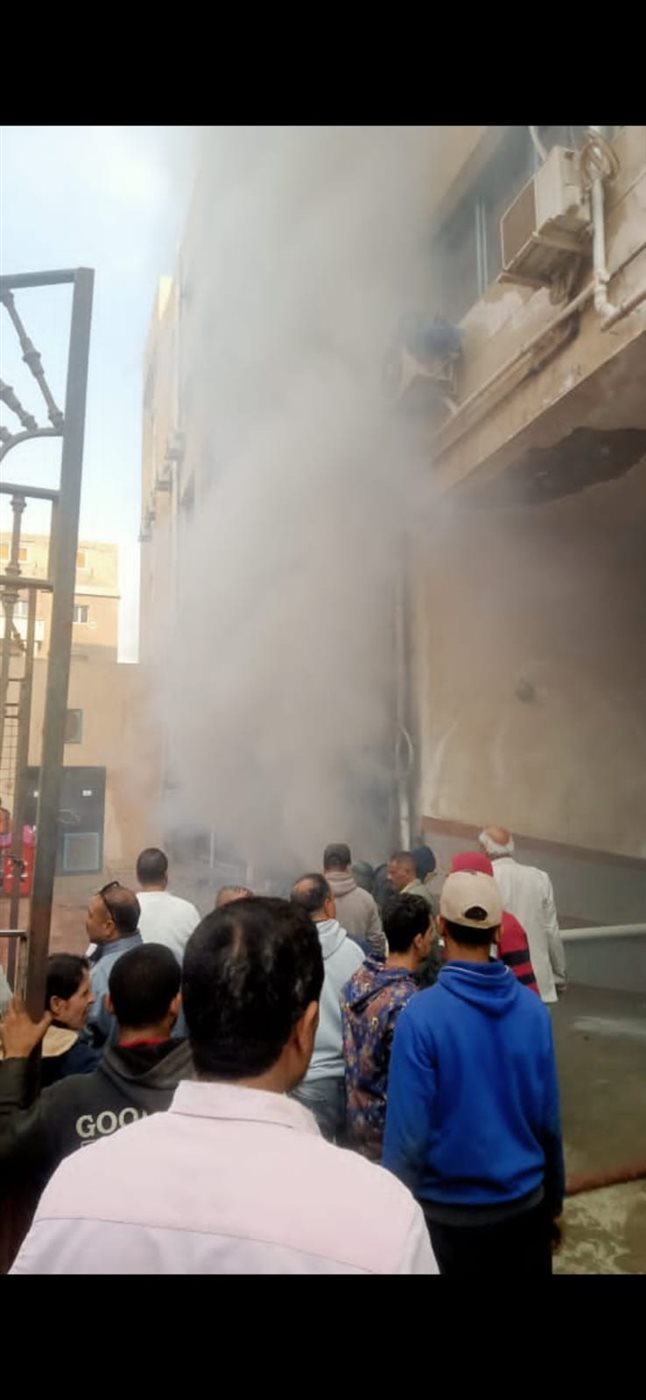 جانب من الحريق