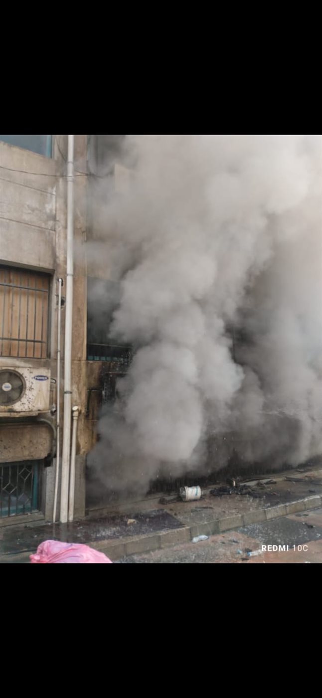 جانب من الحريق