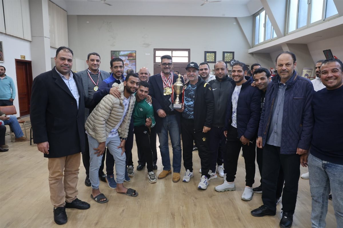 فريق كرة القدم بشركة مياه الشرب