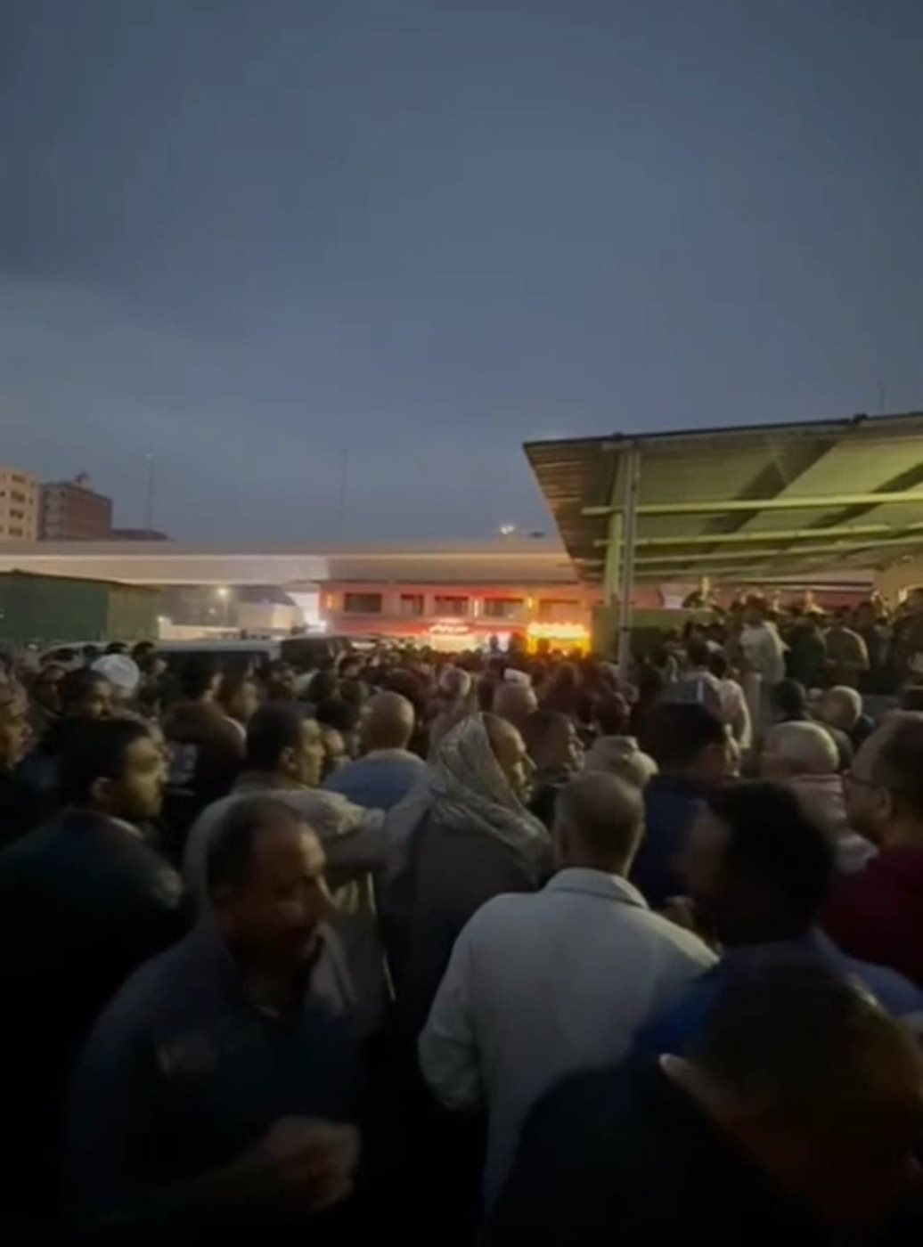 تشييع جثمان&nbsp;