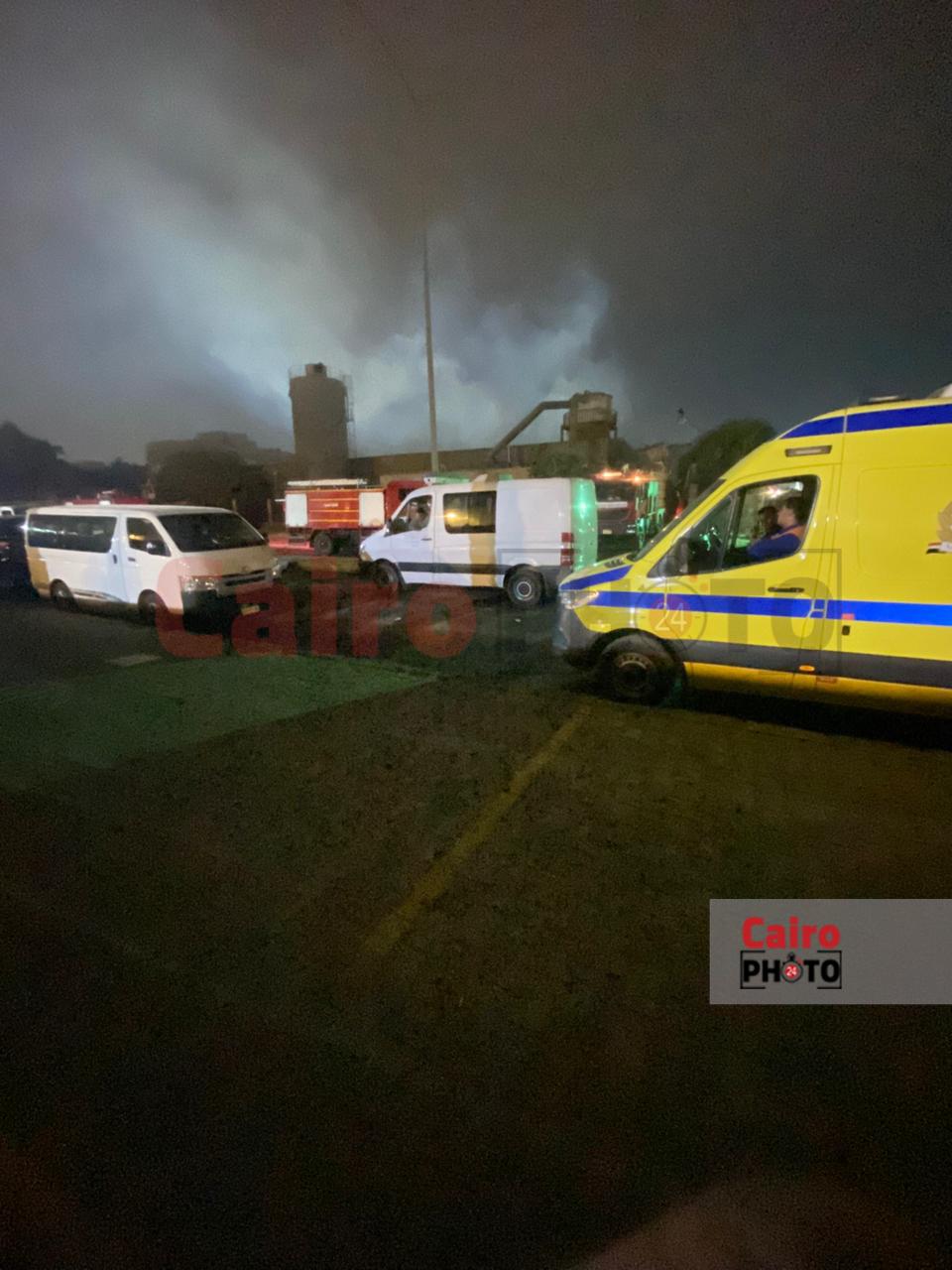 لسيطرة على حريق مصنع أخشاب في المنطقة الثالثة بأكتوبر