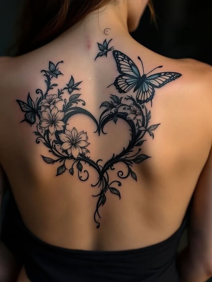 نقش حناء على الظهر والكتف