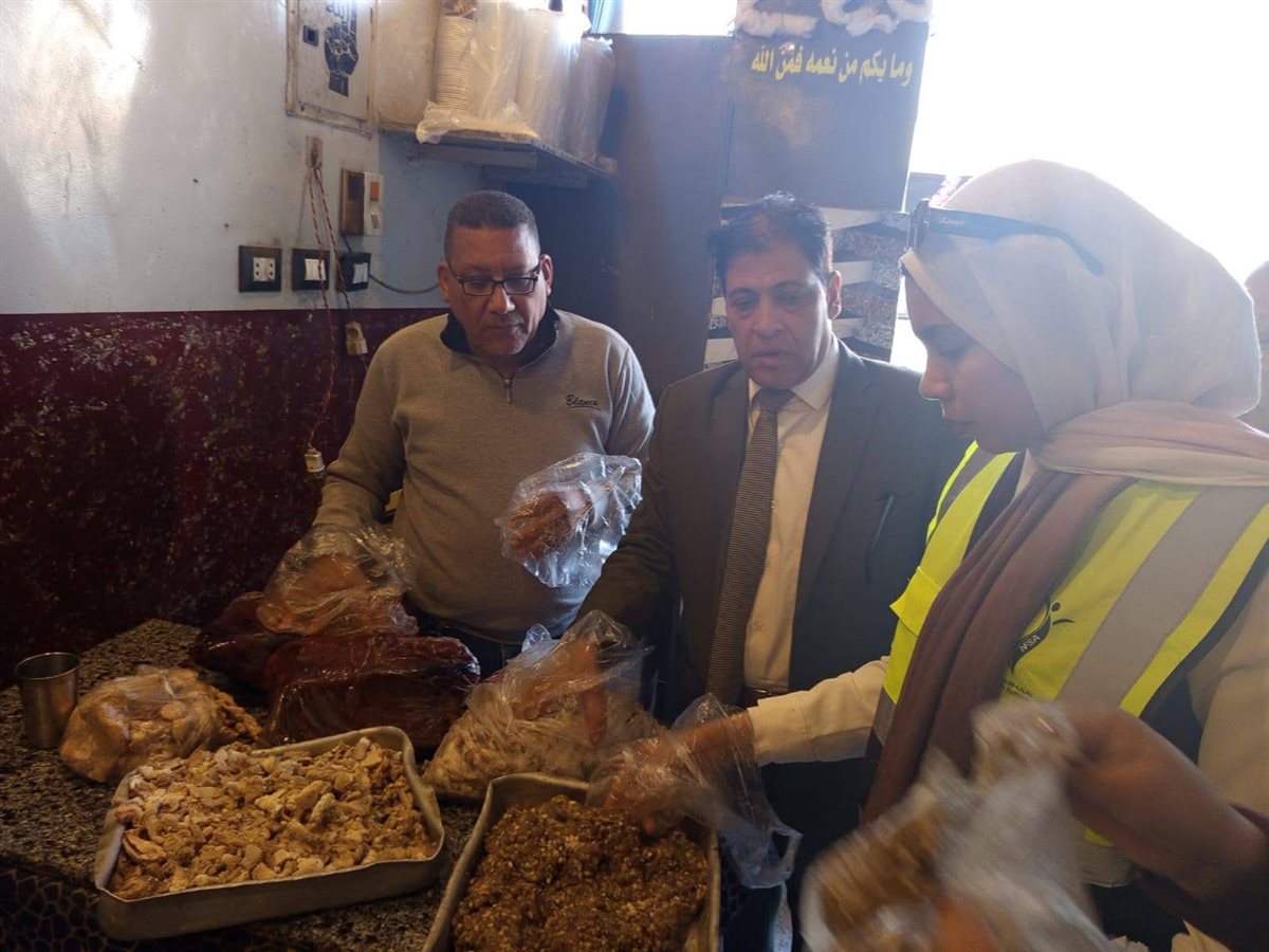 ضبط أغذية غير صالحة بحملة بيطرية بالأقصر&nbsp;