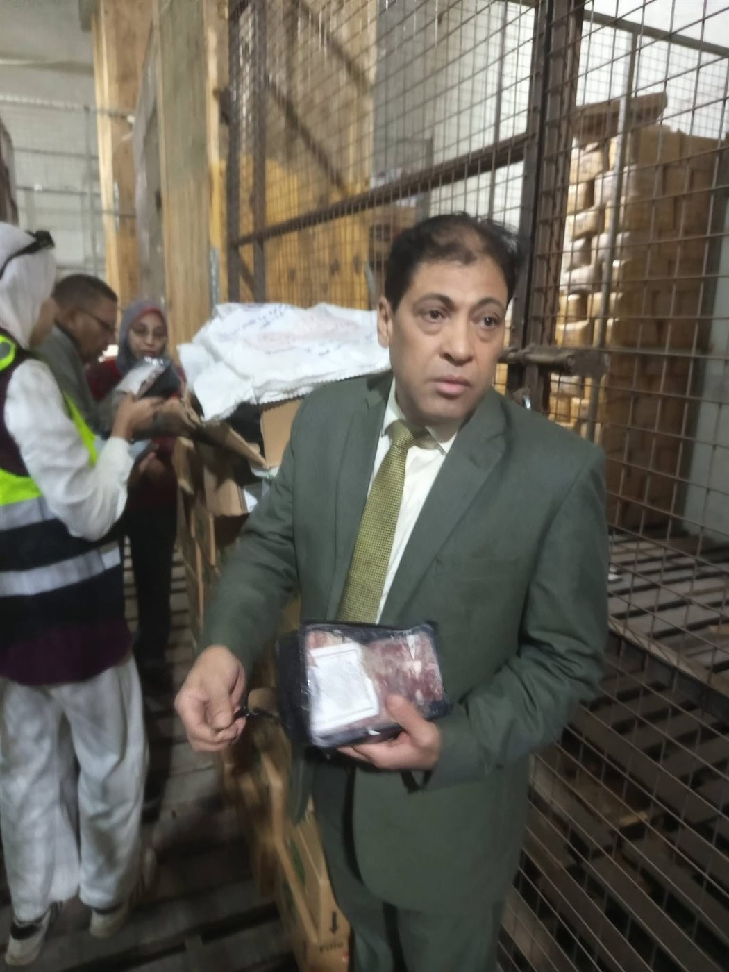 ضبط أغذية غير صالحة بحملة بيطرية بالأقصر&nbsp;