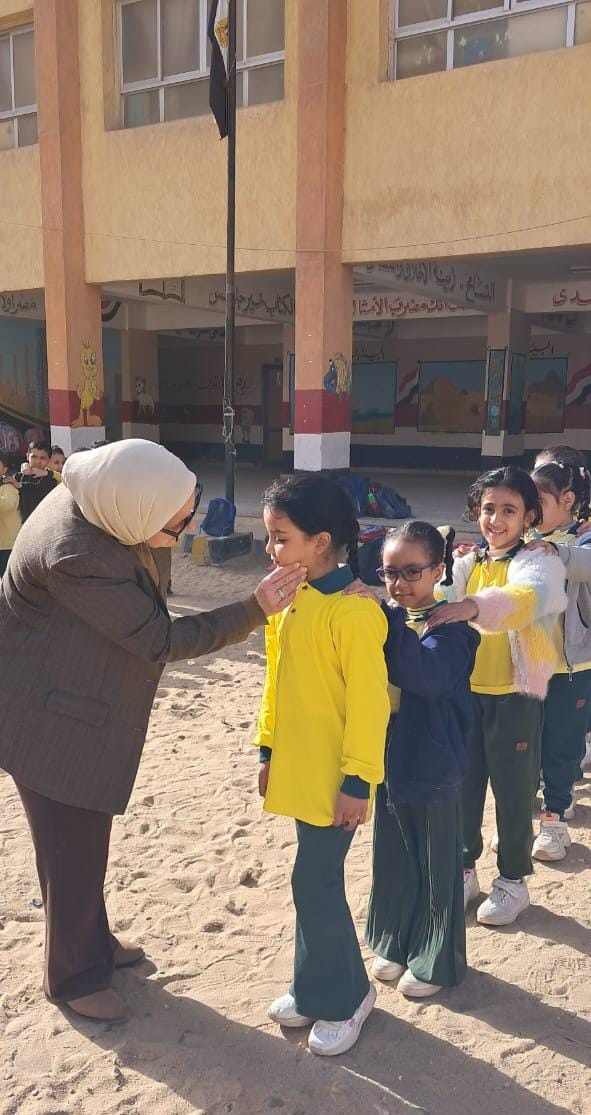 جولة مدير تعليم القاهرة للمدارس في أول أيام الدراسة