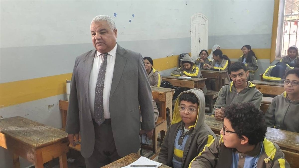 وكيل وزارة التربيه والتعليم بالأقصر يتابع انتظام الدراسة&nbsp;