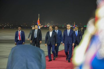 رئيس الصومال يصل إلى القاهرة