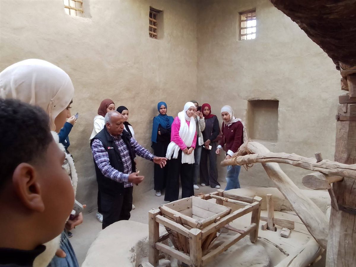 جانب من البرنامج التبادلى للطلاب