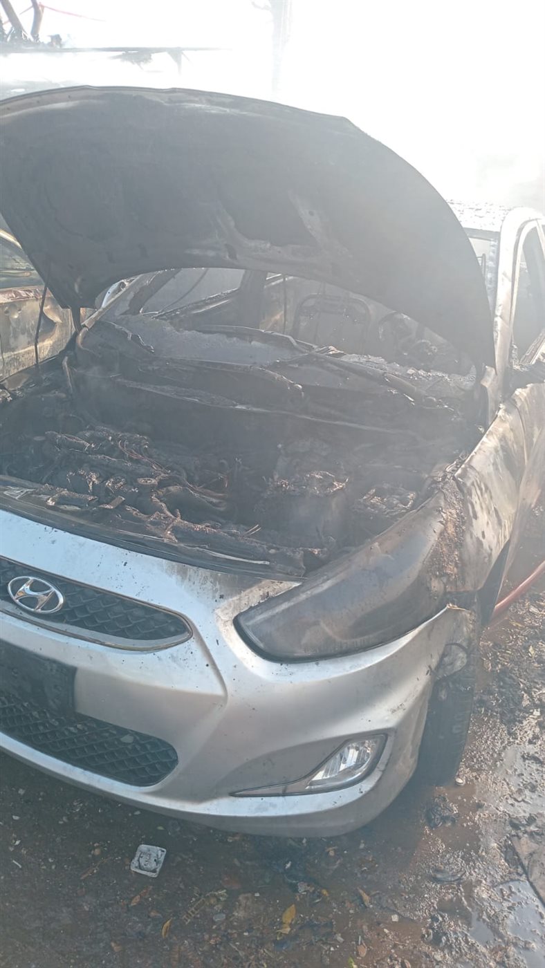 جانب من الحريق