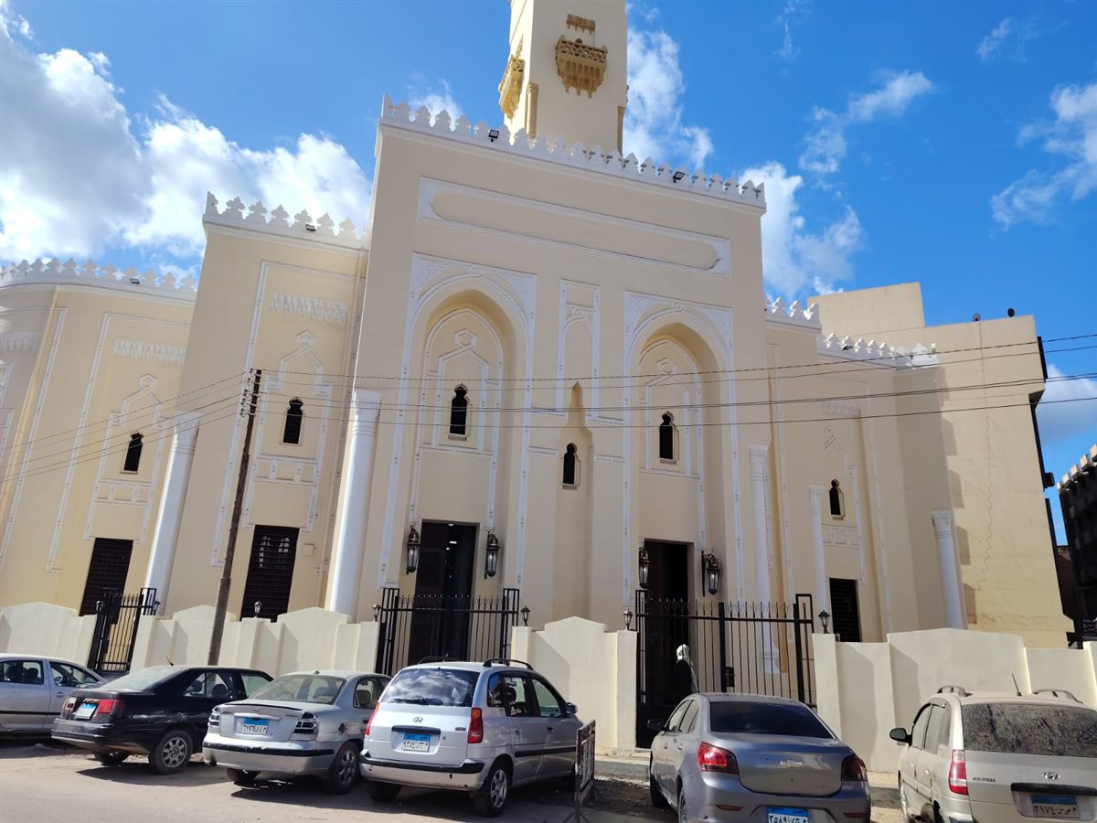 <strong>زخارف مدخل المسجد العباسي&nbsp;</strong>