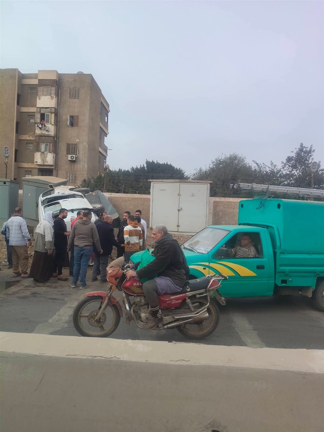 انقلاب سيارة ميكروباص بالمنوفية