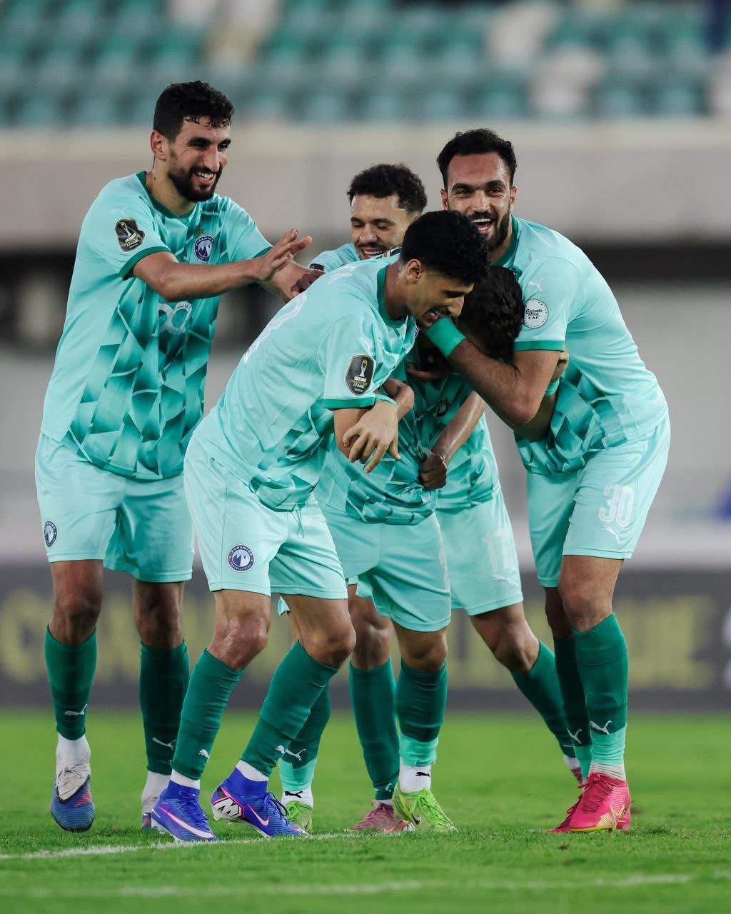 بيراميدز