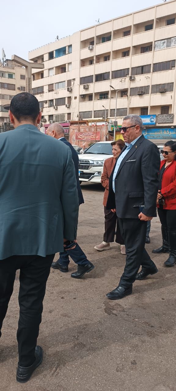 محافظ القاهرة يتفقد مشروع زاد آل البيت بالسيدة زينب