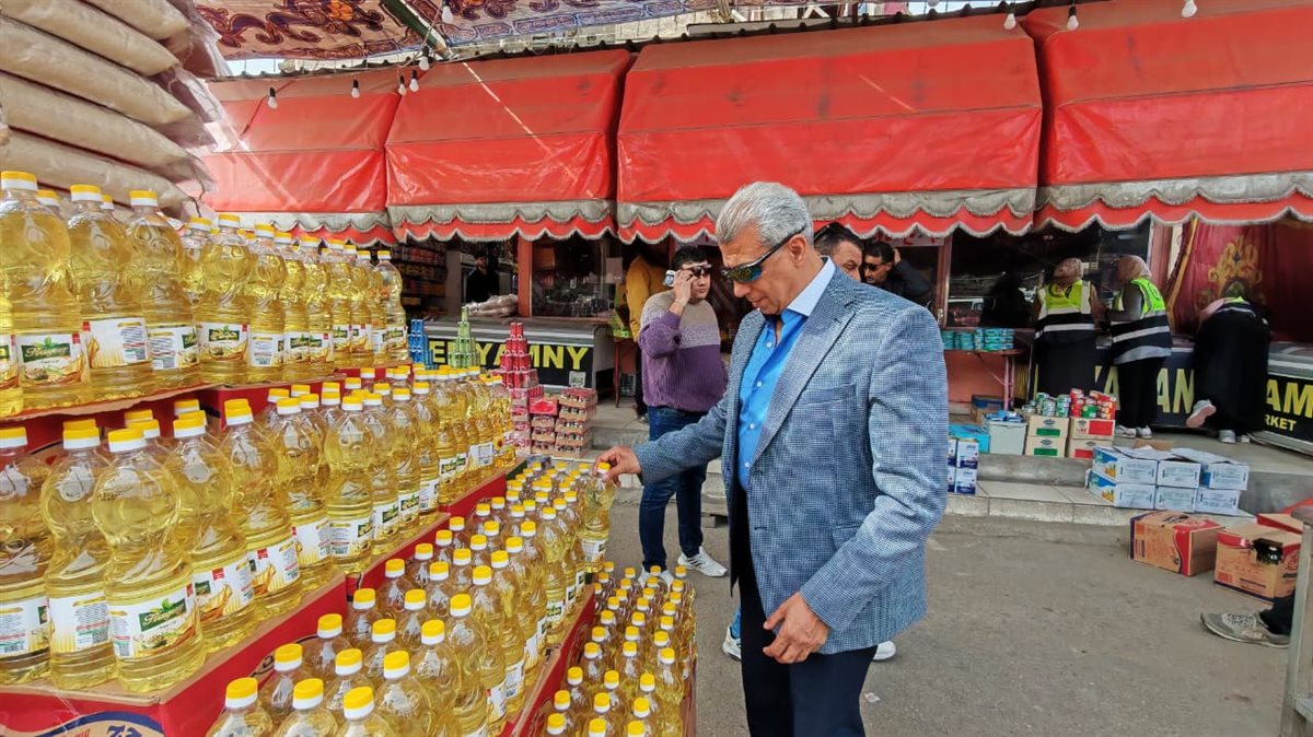 ضبط كميات من الأغذية غير الصالحة خلال حملة مكبرة لحي الزهور ببورسعيد