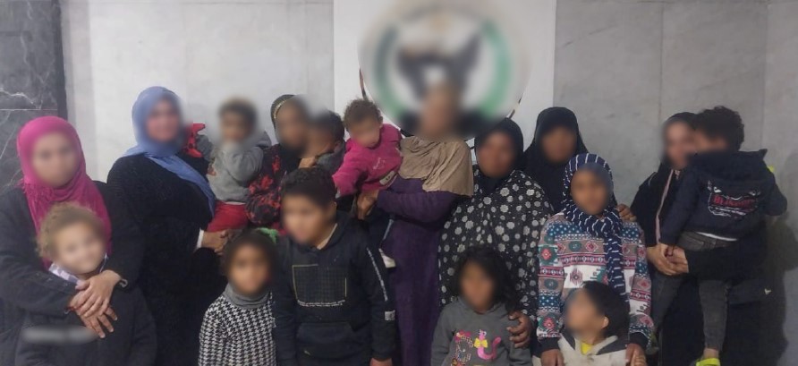 <strong>ضبط 15 شخصًا لاتهامهم باستغلال 18 حدثًا في أعمال التسول</strong>