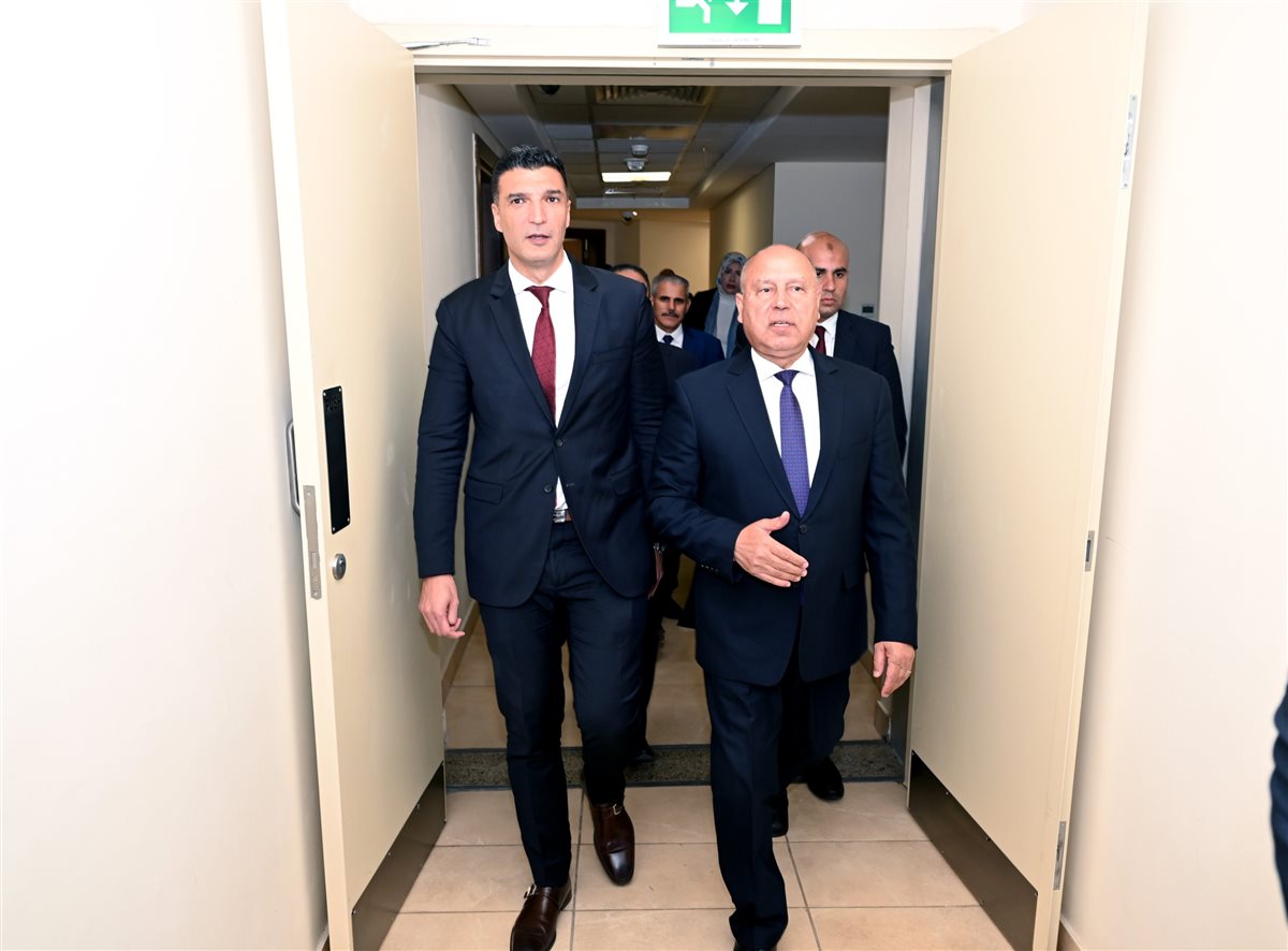 المهندس خالد هاشم وزير الصناعة الجديد وكامل الوزير