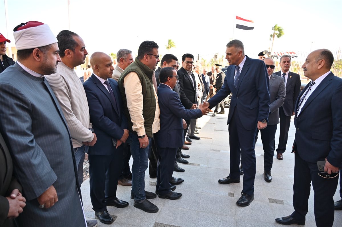 اللواء إسماعيل كمال محافظ جنوب سيناء 