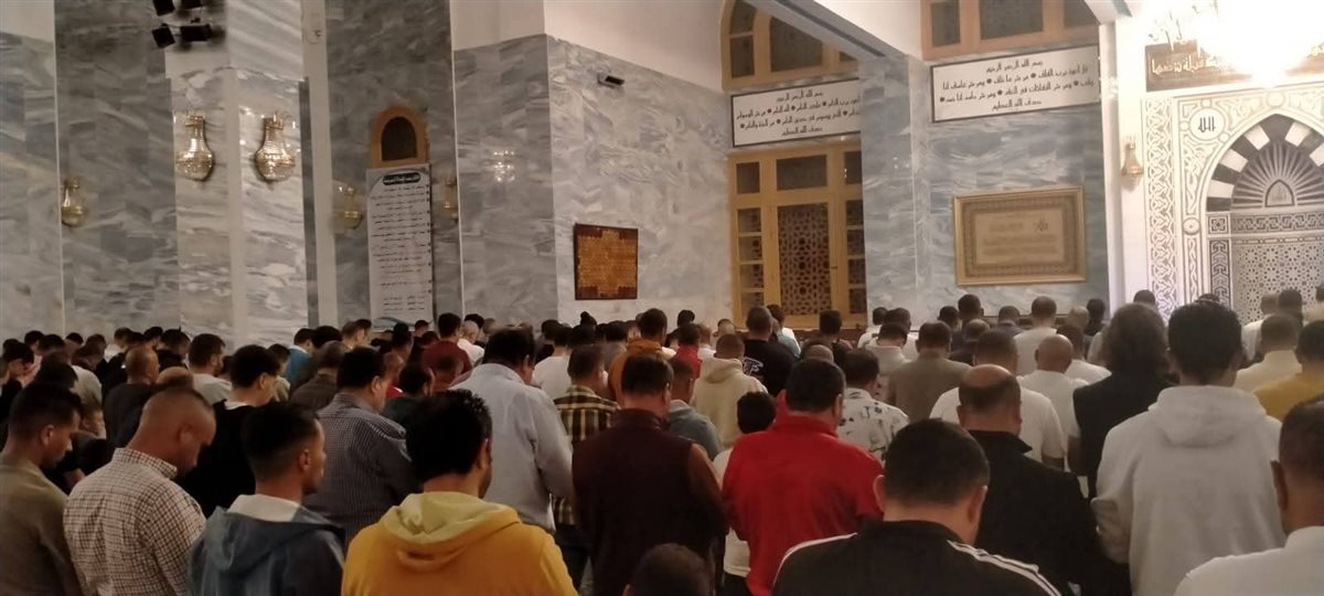 صلاة التراويح في ليلتها الثالثة بجنوب سيناء