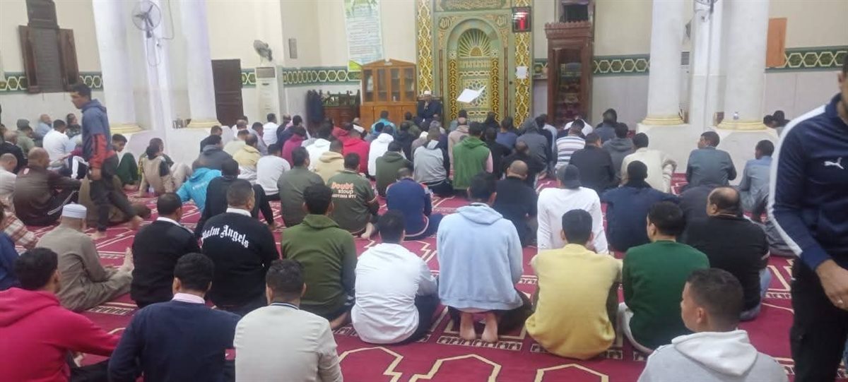 صلاة التراويح في ليلتها الثالثة بجنوب سيناء