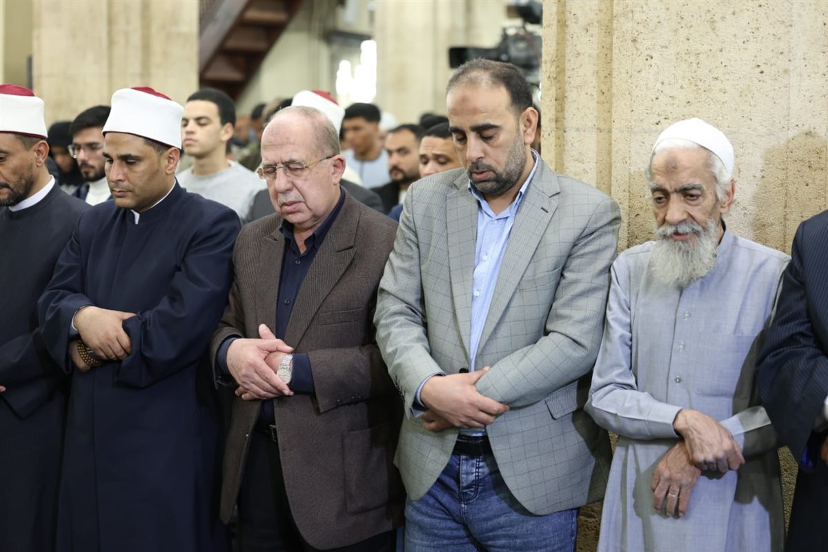 &nbsp; الليلة الخامسة من رمضان وصلاة العشاء والتراويح في الجامع الأزهر&nbsp;