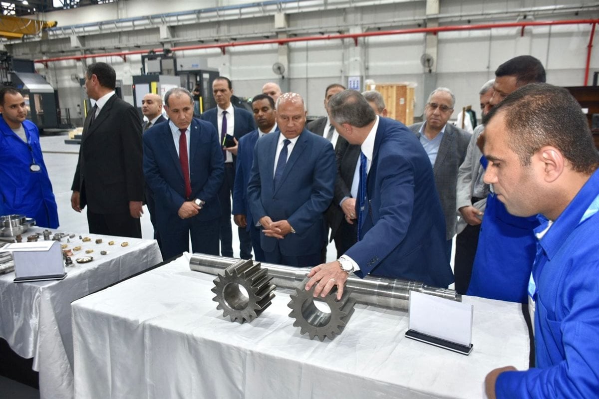 جولة وزير النقل في ورش إيرماس