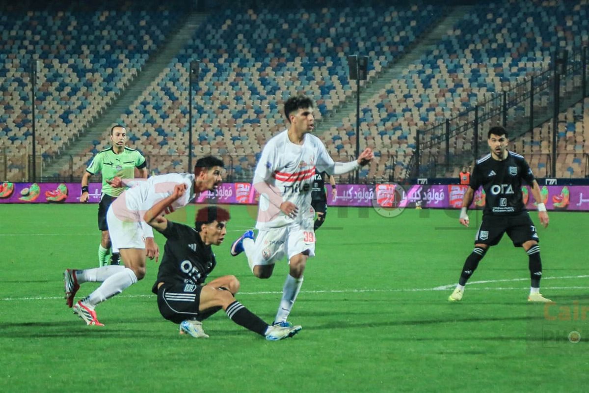 <strong>مباراة الزمالك وزد</strong>