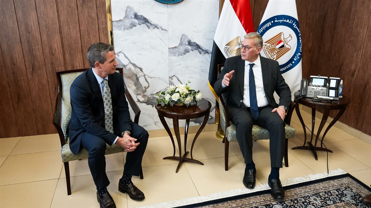 &nbsp;وزير البترول