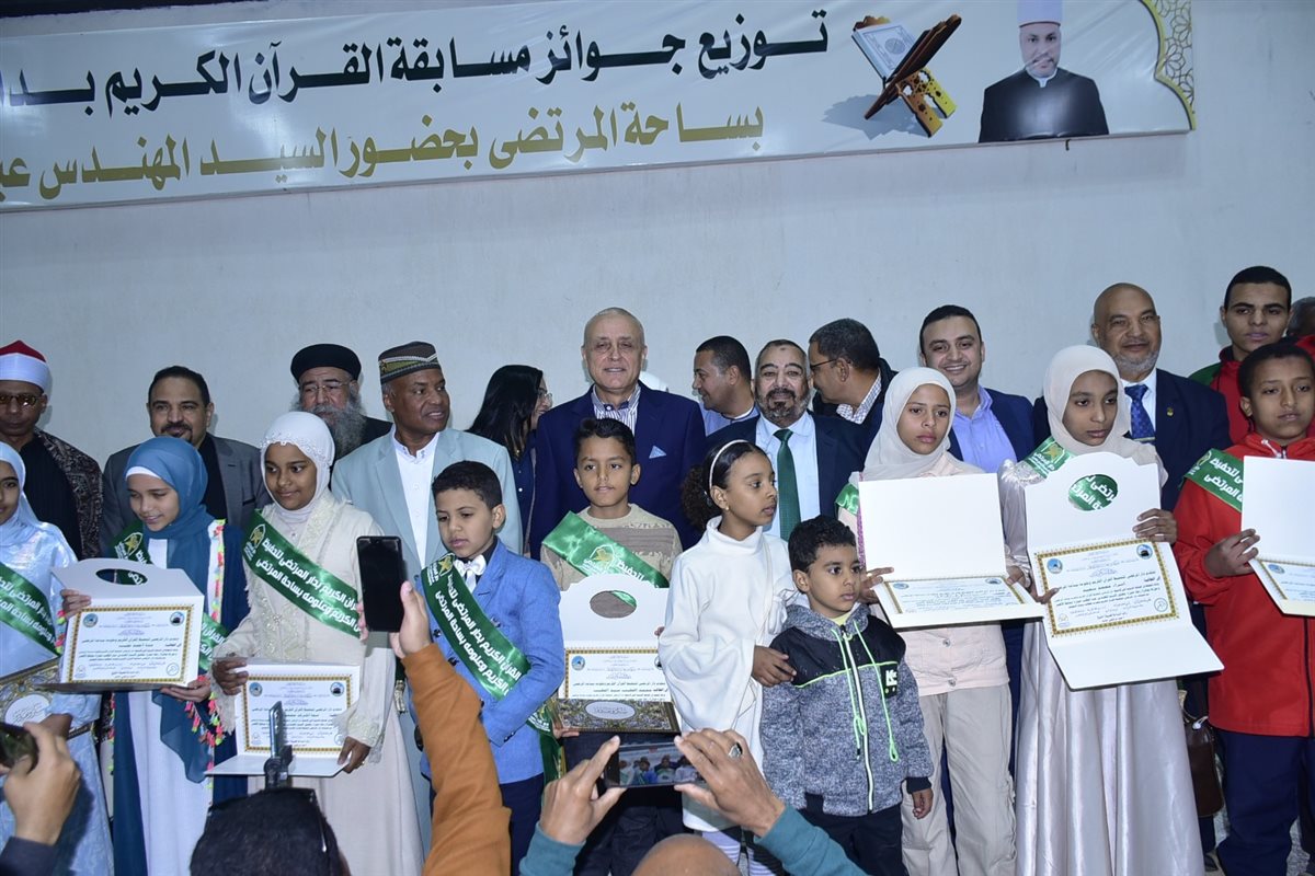 محافظ الأقصر بساحة المرتضي&nbsp;