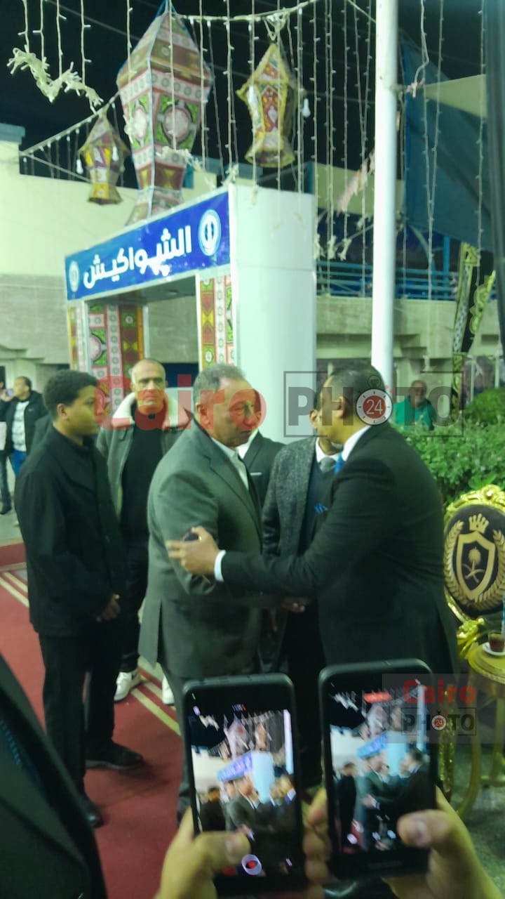 <strong>من عزاء مصطفى رياض&nbsp;</strong>