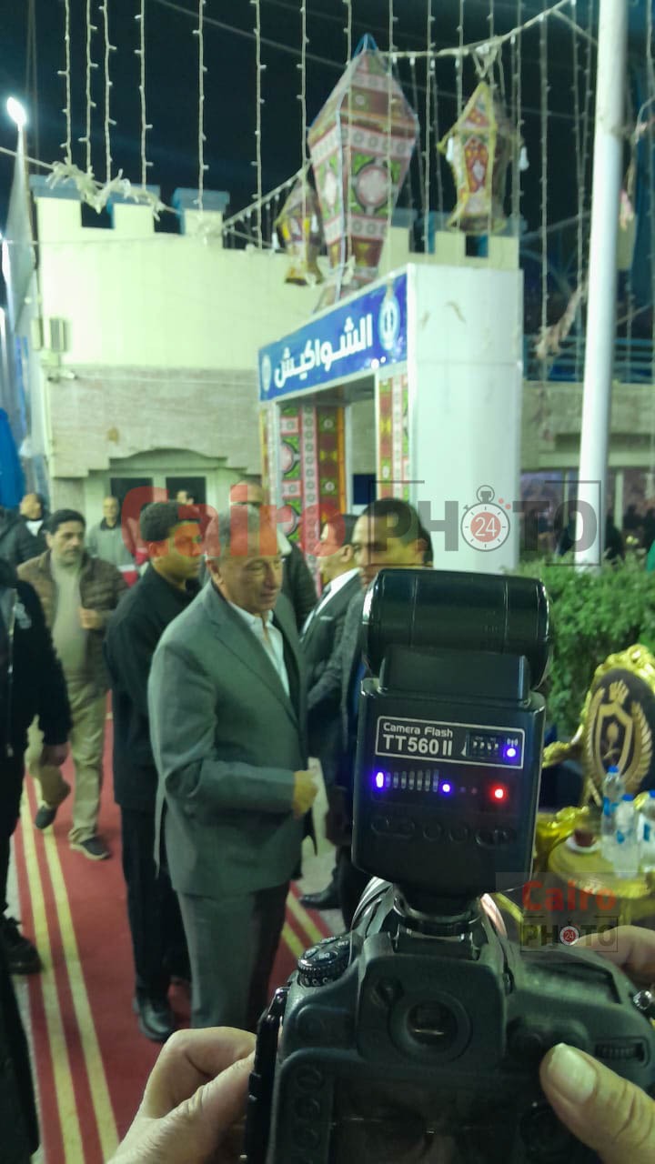<strong>من عزاء مصطفى رياض&nbsp;</strong>