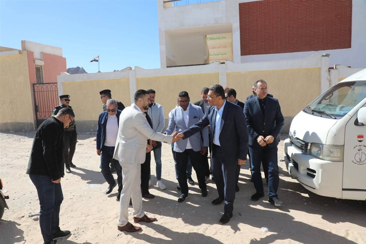 محافظ البحر الاحمر في جولة بسفاجا 