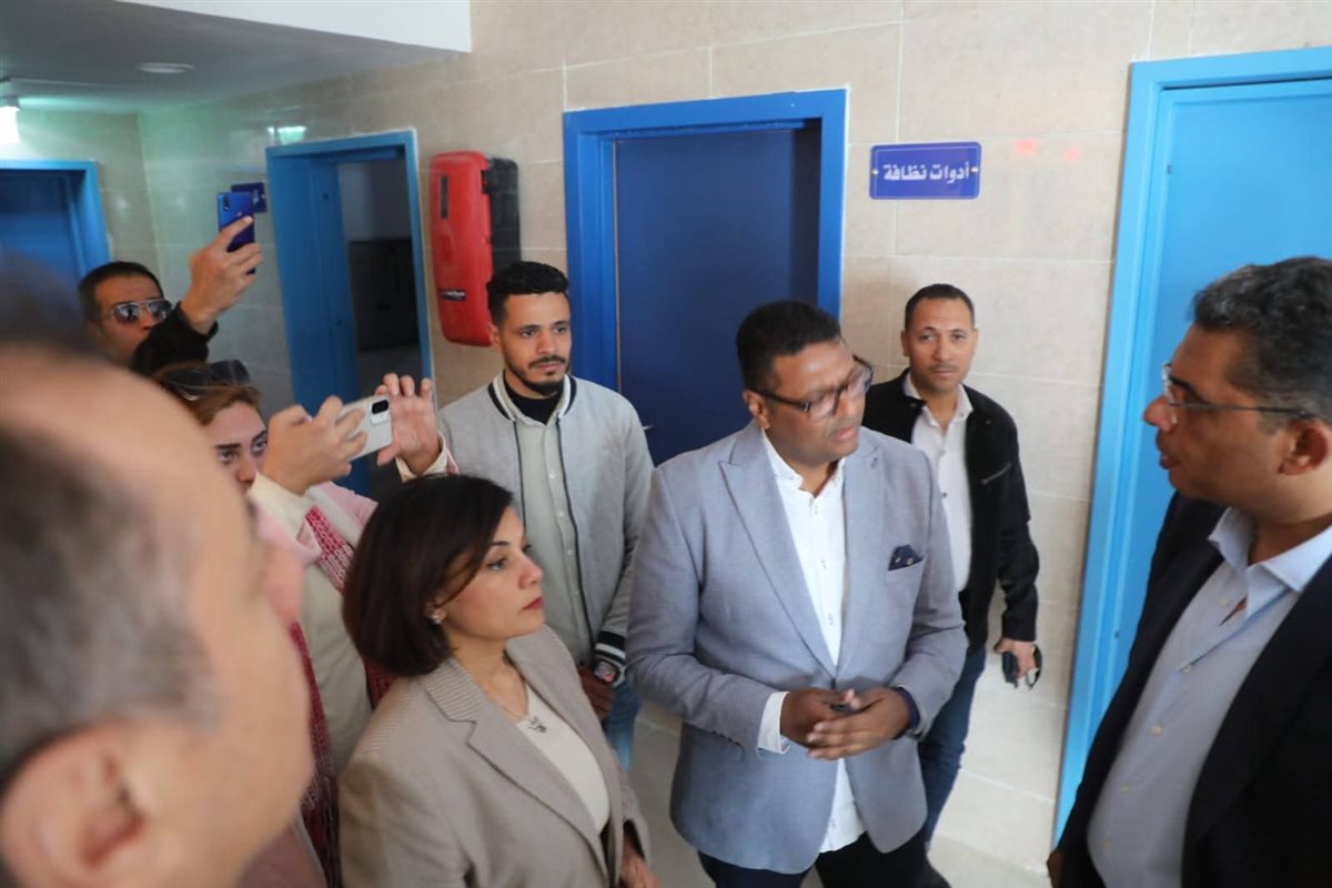 محافظ البحر الاحمر في جولة بسفاجا 