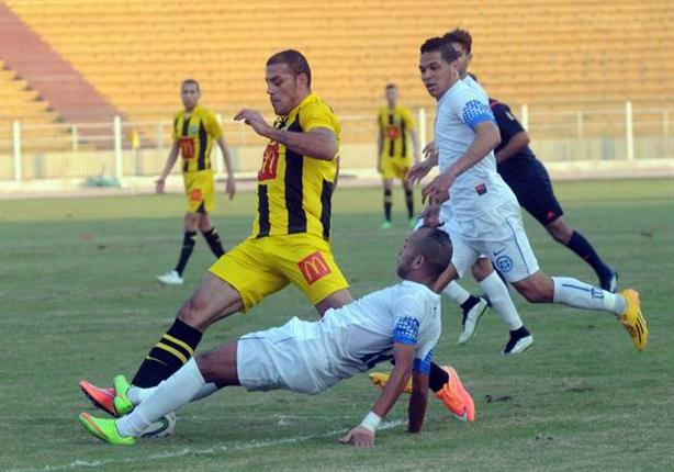 عمرو زكي لاعب المقاولون العرب