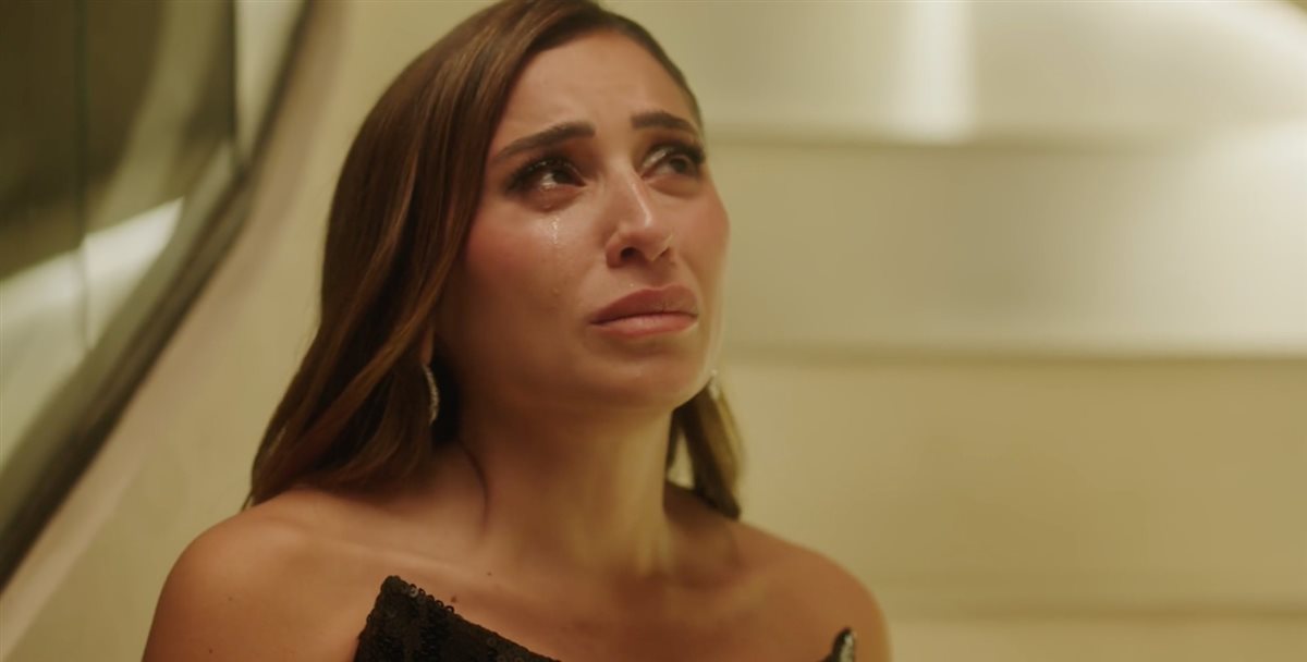 آسر ياسين ينفصل عن دينا الشربيني بـ رسالة صوتية في اتنين غيرنا