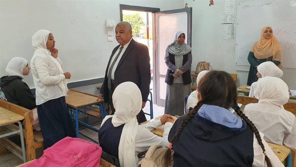 جولة وكيل وزارة التربية والتعليم بالأقصر&nbsp;